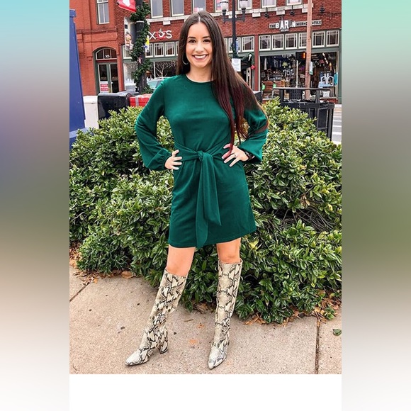 Green Long sleeve tie waist dress - Picture 4 of 7
